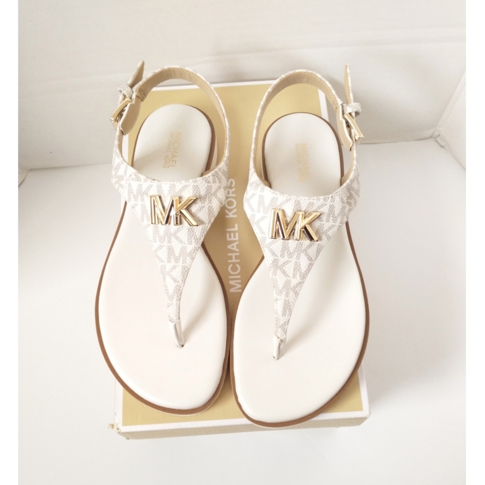 New! MICHAEL KORS Women's MK Logo Jilly T-Strap Sandals Shoes Open-Toe Vanilla 7 - Picture 5 of 9